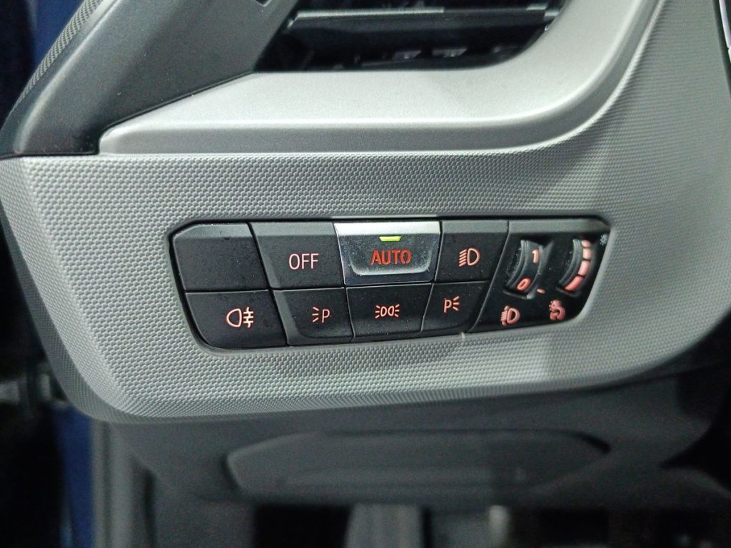 BMW 118 i 5p. Business Advantage - 20