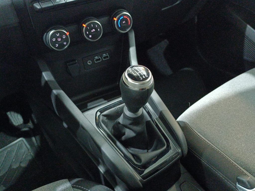 RENAULT Clio ECO-G 100 CV 5 porte Evolution - 8