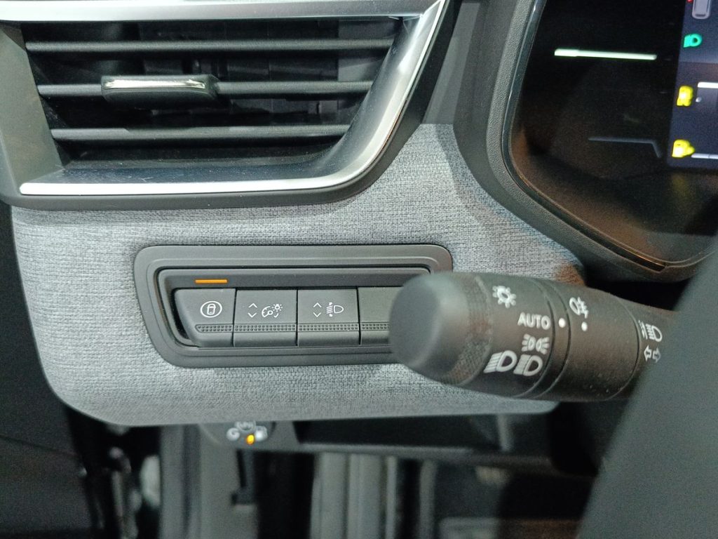 RENAULT Clio ECO-G 100 CV 5 porte Evolution - 19