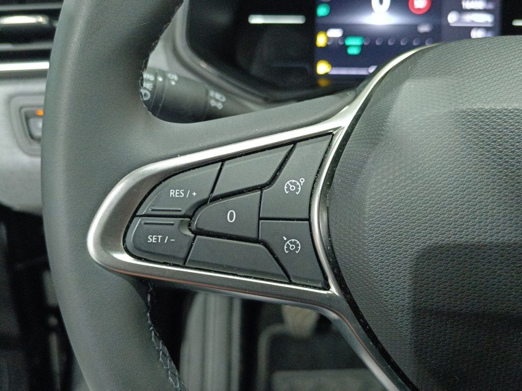 RENAULT Clio ECO-G 100 CV 5 porte Evolution - 20