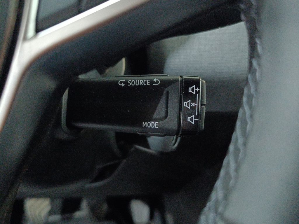 RENAULT Clio ECO-G 100 CV 5 porte Evolution - 22