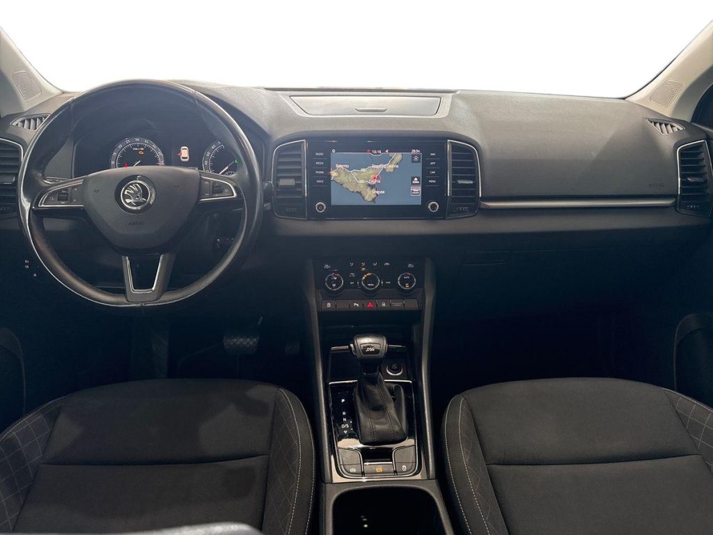 SKODA Karoq 1.6 TDI SCR DSG Executive - 7