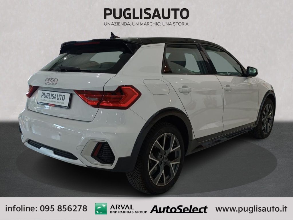 AUDI A1 citycarver 30 TFSI Admired - 4
