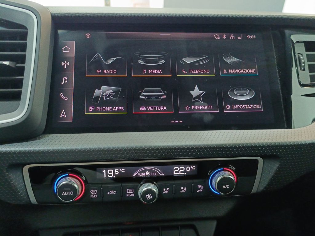 AUDI A1 citycarver 30 TFSI Admired - 16