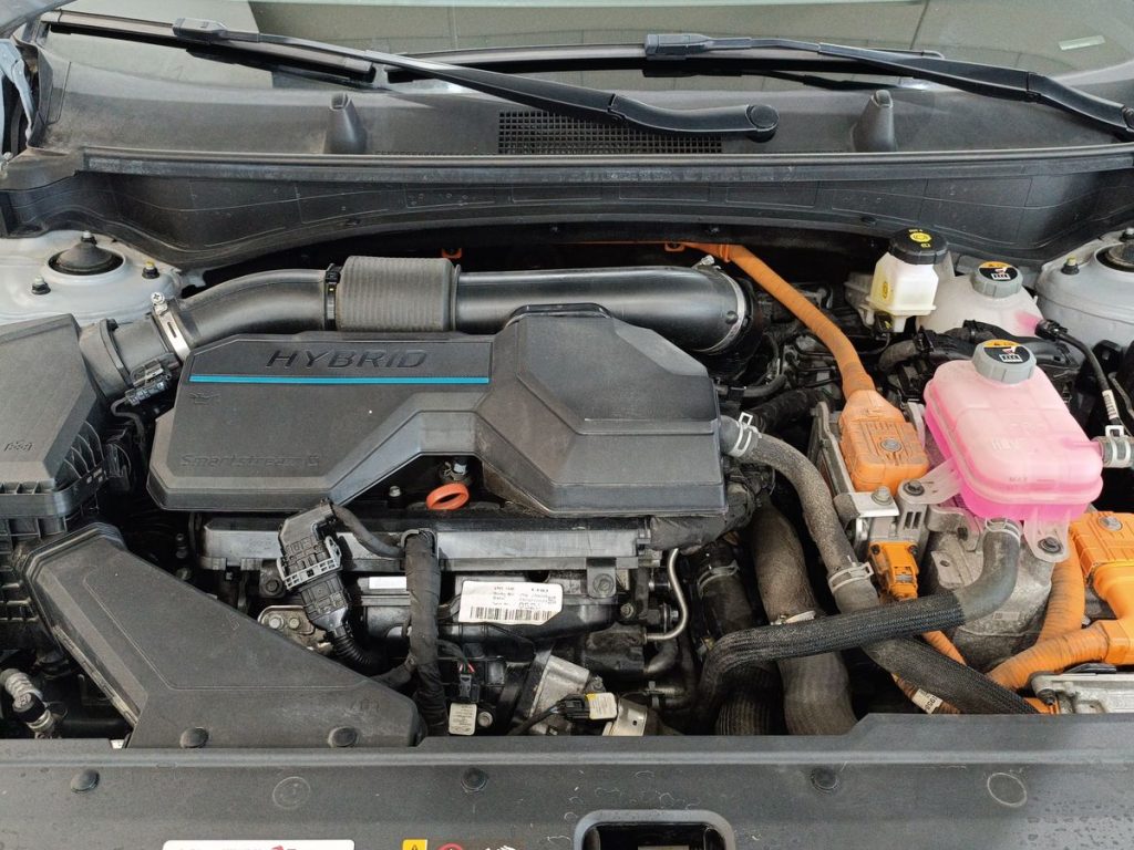 KIA Sportage 1.6 TGDi HEV AWD AT GT-line - 26