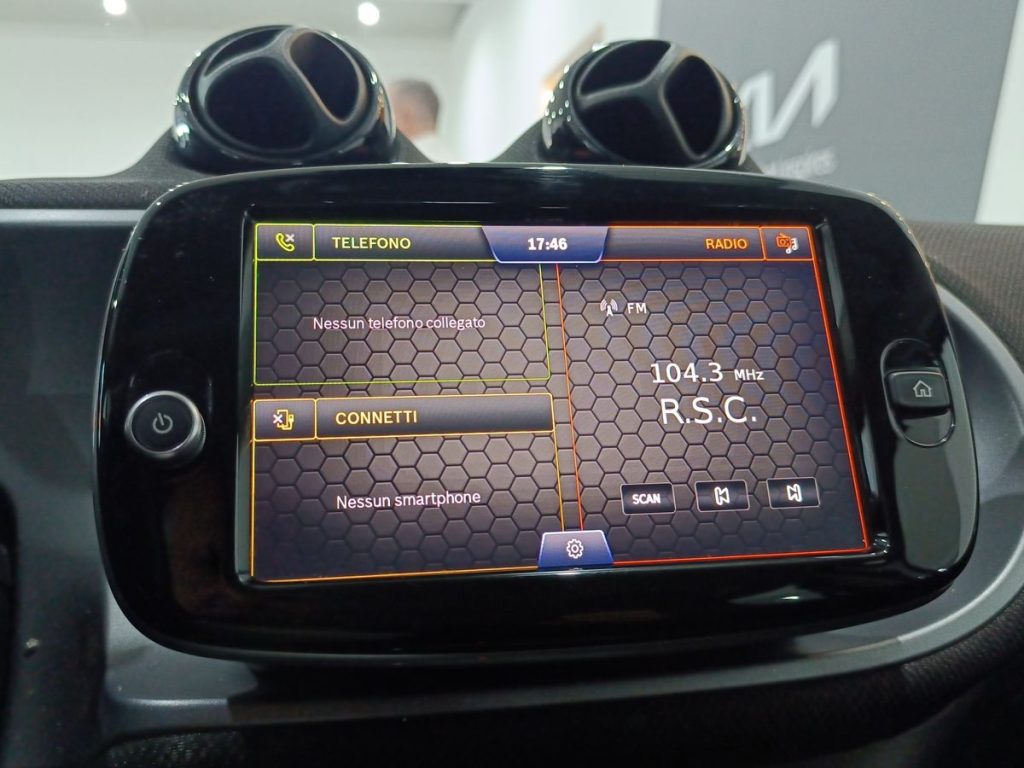 SMART ForFour EQ Passion - 16