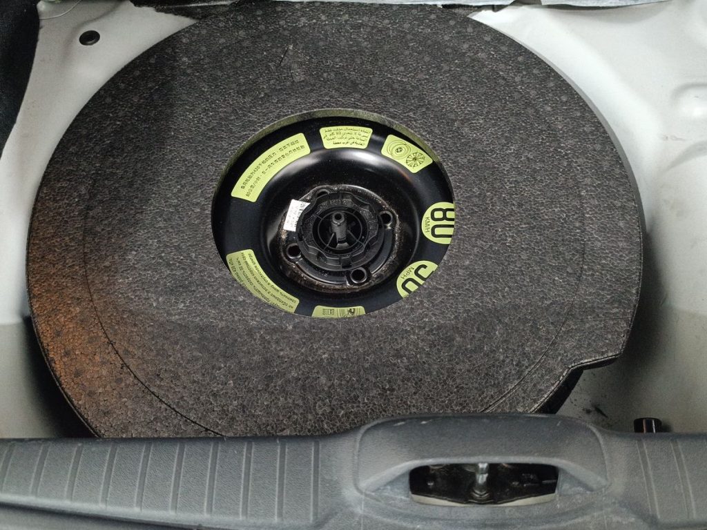 PEUGEOT 208 1° serie BlueHDi 100 S&S 5 porte Allure - 13