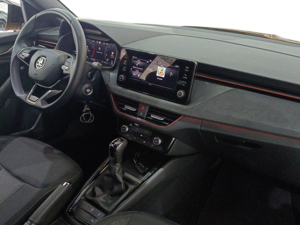 SKODA Kamiq 1.5 TSI ACT DSG Style - 9