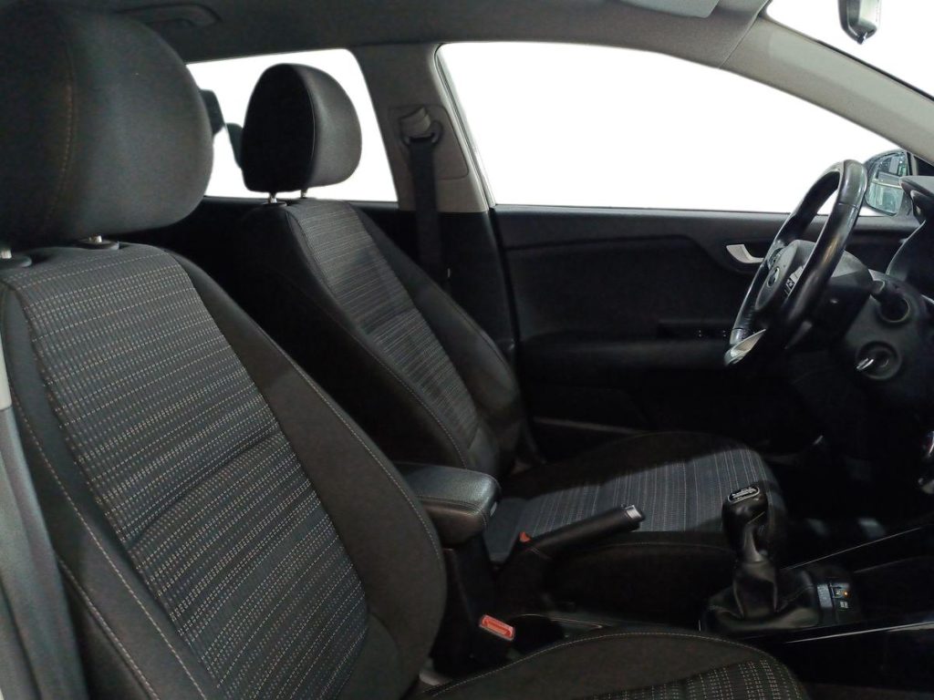 KIA Stonic 1.0 T-GDi 100 CV MHEV iMT Style - 10