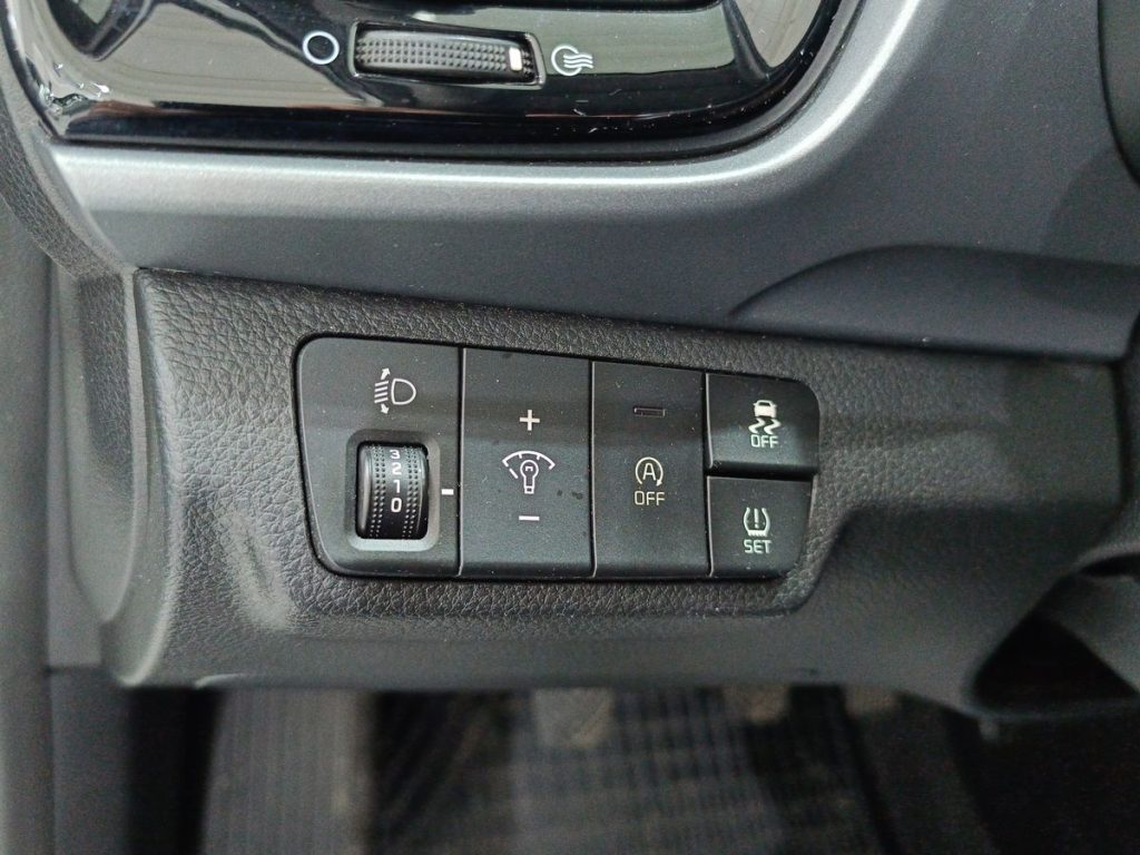 KIA Stonic 1.0 T-GDi 100 CV MHEV iMT Style - 19