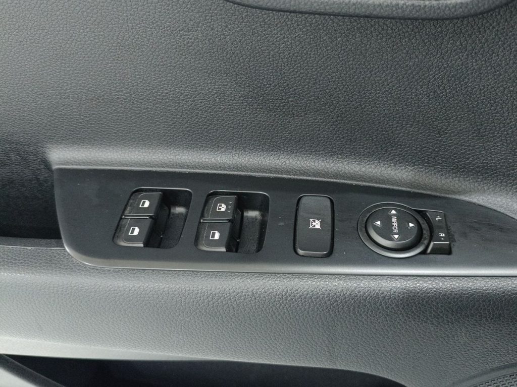 KIA Stonic 1.0 T-GDi 100 CV MHEV iMT Style - 21