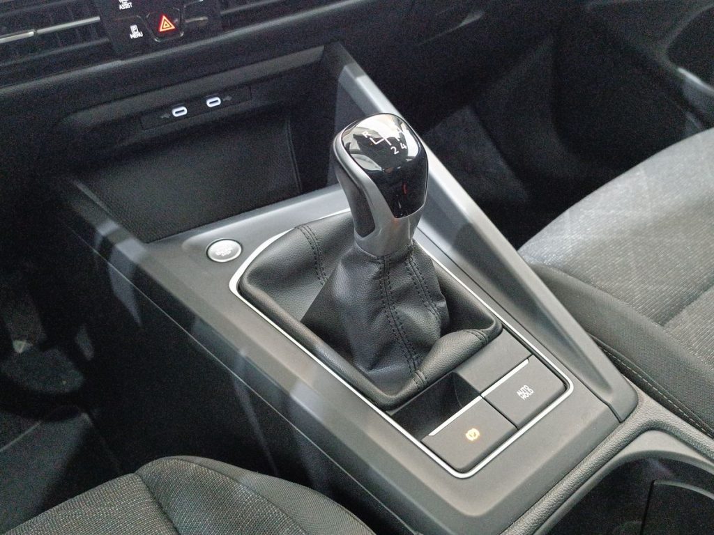 VOLKSWAGEN Golf 2.0 TDI 115 CV SCR Life - 8