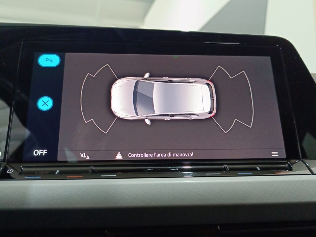 VOLKSWAGEN Golf 2.0 TDI 115 CV SCR Life - 16