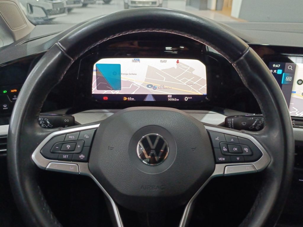 VOLKSWAGEN Golf 2.0 TDI 115 CV SCR Life - 17