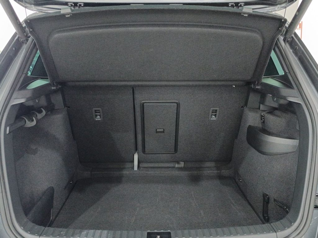 SKODA Karoq 2.0 TDI SCR DSG SportLine - 12