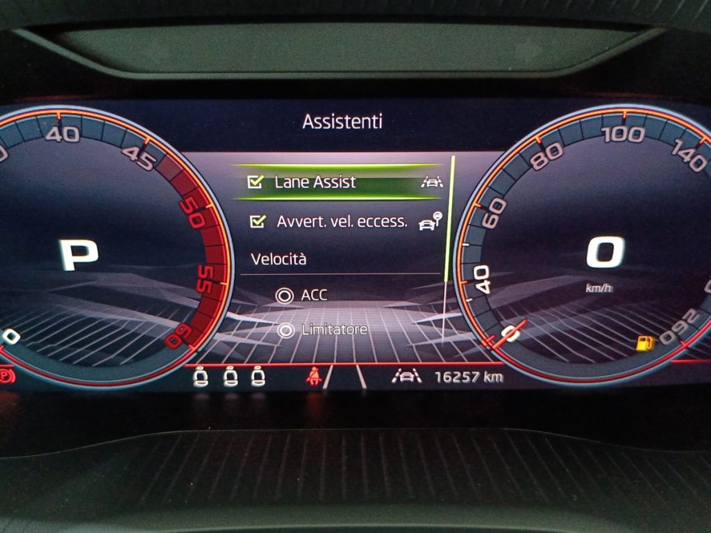 SKODA Karoq 2.0 TDI SCR DSG SportLine - 15