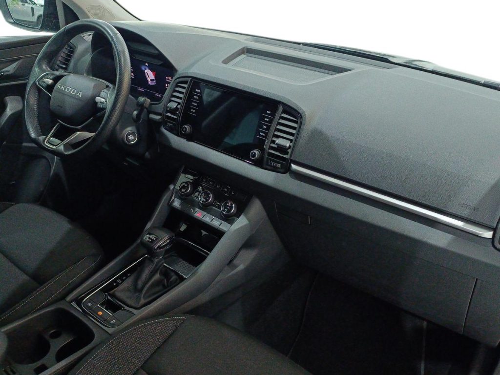 SKODA Karoq 2.0 TDI SCR 4x4 DSG Executive - 9