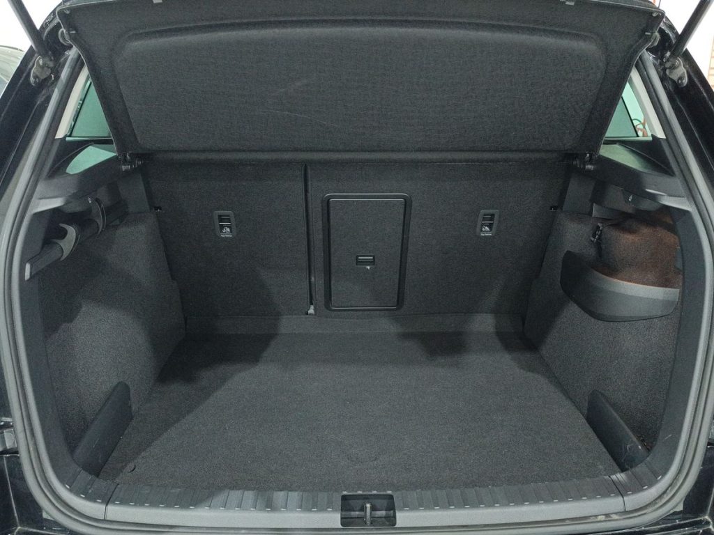 SKODA Karoq 2.0 TDI SCR 4x4 DSG Executive - 12