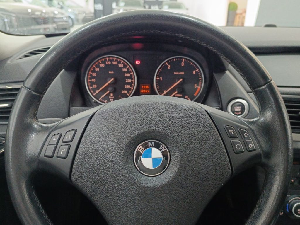 BMW X1 xDrive25dA - 19