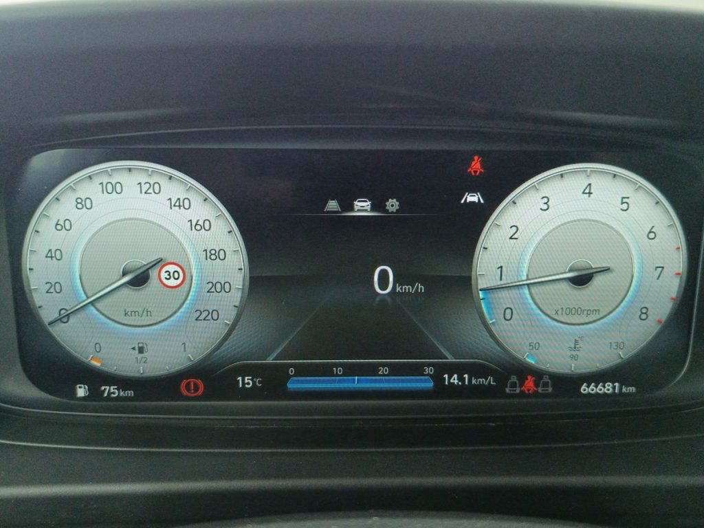 HYUNDAI Bayon 1.2 MPI MT XLine - 15