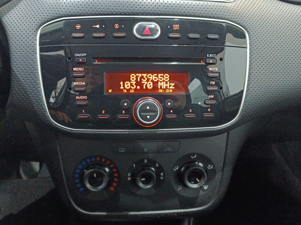 FIAT Punto Evo 1.3 Mjt 75 CV DPF 5 porte S&S Dynamic - 16