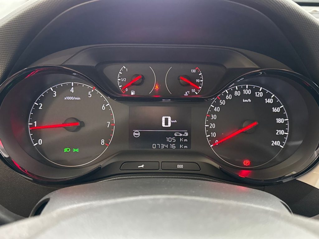 OPEL Crossland X 1.5 ECOTEC D 110 CV Start&Stop 2020 - 16