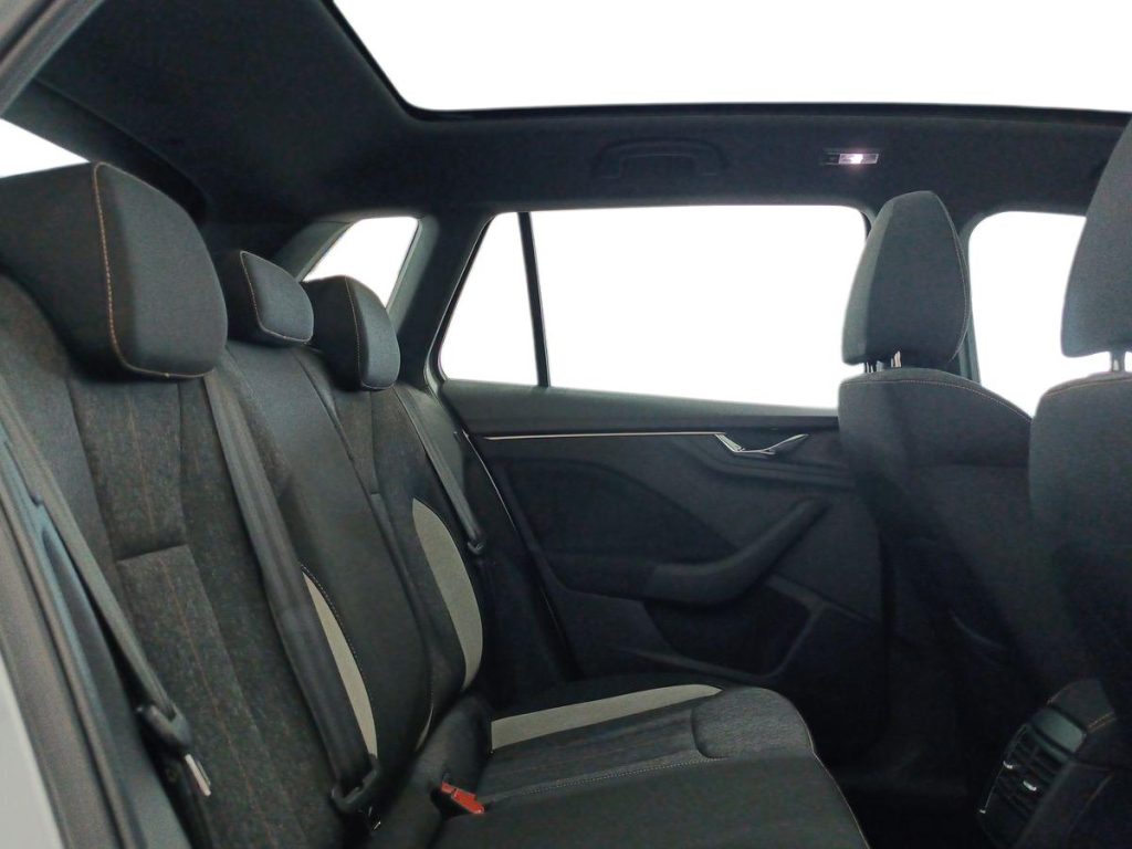 SKODA Kamiq 1.0 TSI 110 CV Style - 11