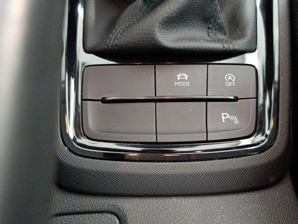 SKODA Kamiq 1.0 TSI 115 CV Style - 22