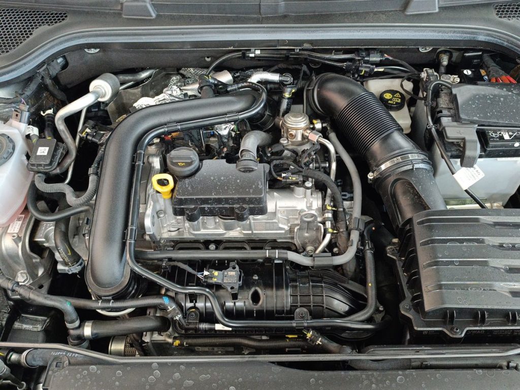 SKODA Kamiq 1.0 TSI 115 CV Style - 24