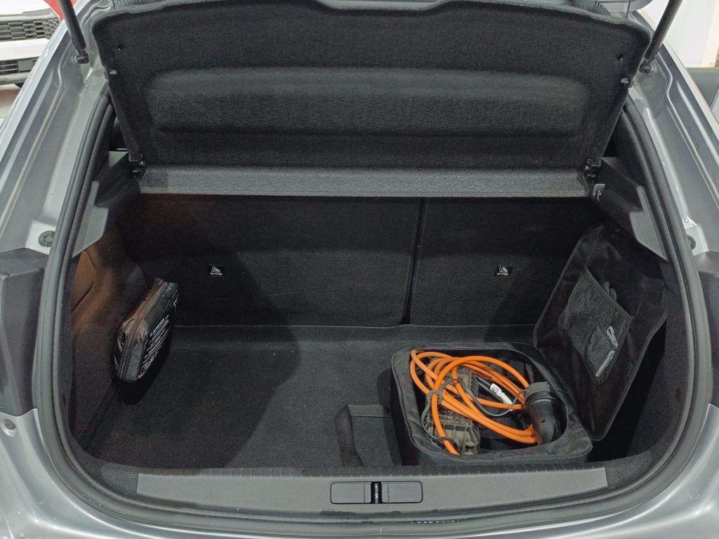 PEUGEOT 208 motore elettrico 136 CV 5 porte Allure - 12