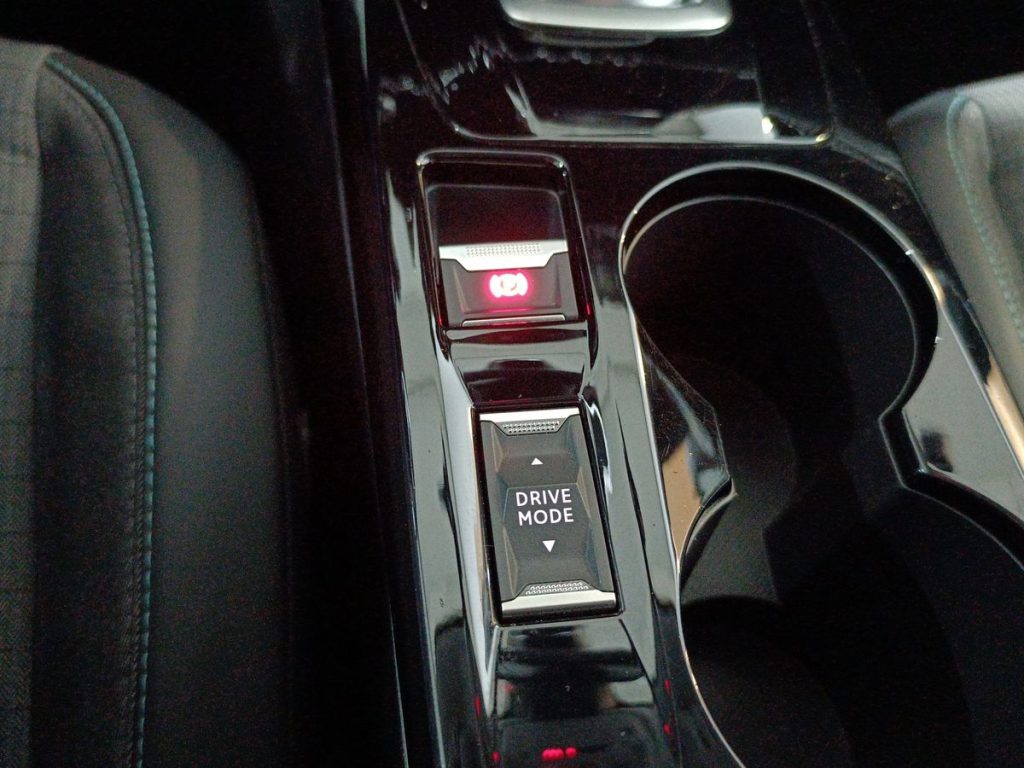 PEUGEOT 208 motore elettrico 136 CV 5 porte Allure - 21