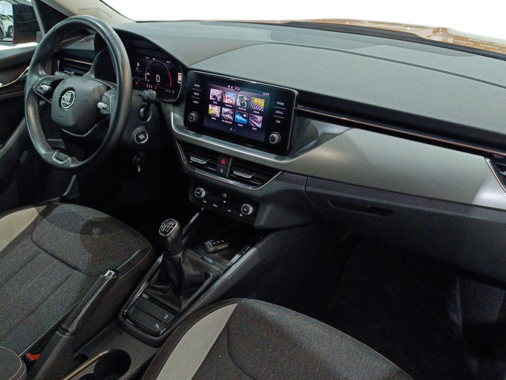 SKODA Kamiq 1.0 TSI 110 CV Black Dots - 9