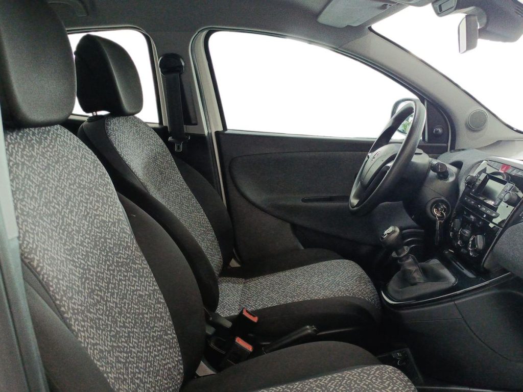 LANCIA Ypsilon 1.0 FireFly 5 porte S&S Hybrid Silver - 10