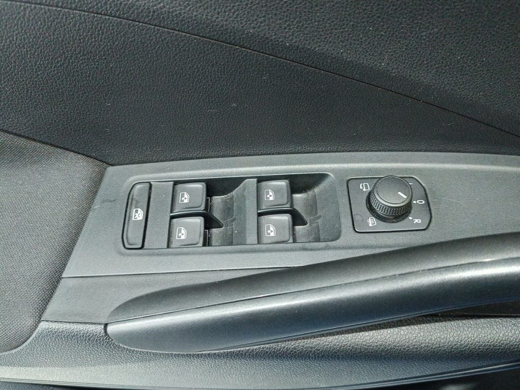 SKODA Fabia 1.0 TSI 95 CV 130 Edition - 20