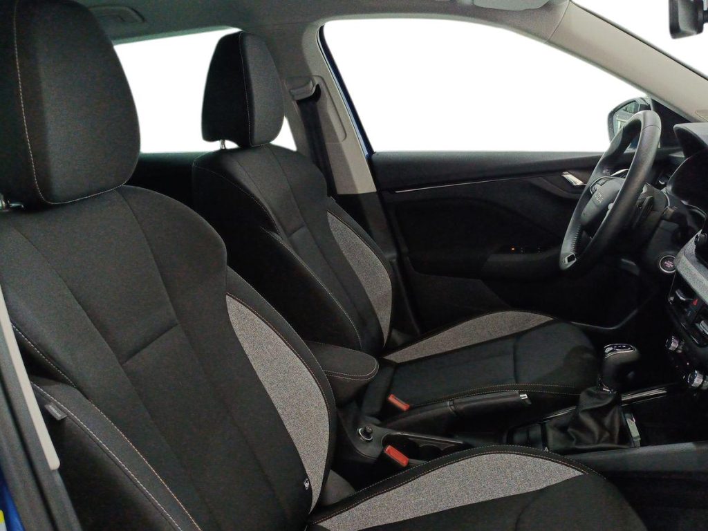 SKODA Kamiq 1.5 TSI ACT DSG 130 Edition - 10