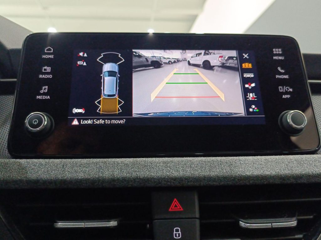 SKODA Kamiq 1.5 TSI ACT DSG 130 Edition - 17