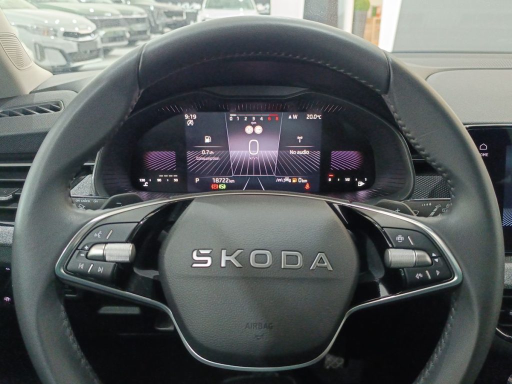 SKODA Kamiq 1.5 TSI ACT DSG 130 Edition - 18