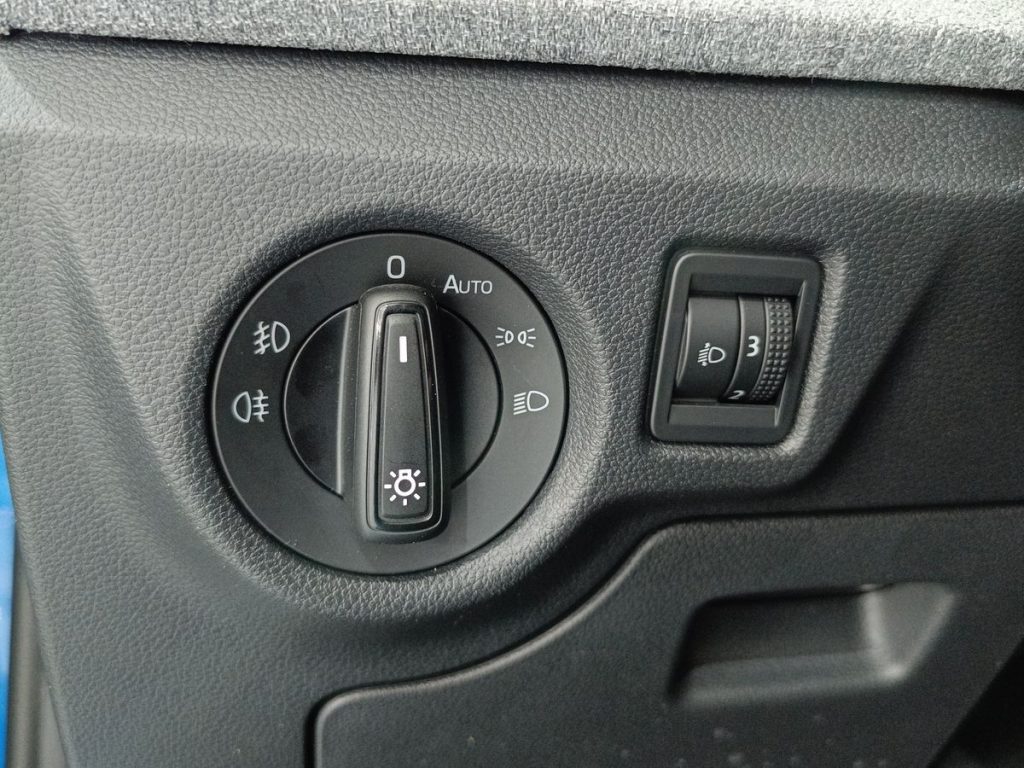 SKODA Kamiq 1.5 TSI ACT DSG 130 Edition - 19