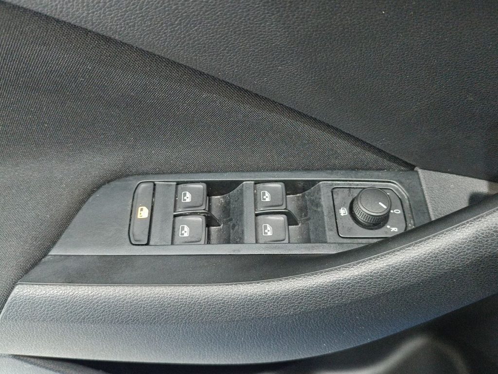 SKODA Kamiq 1.5 TSI ACT DSG 130 Edition - 21