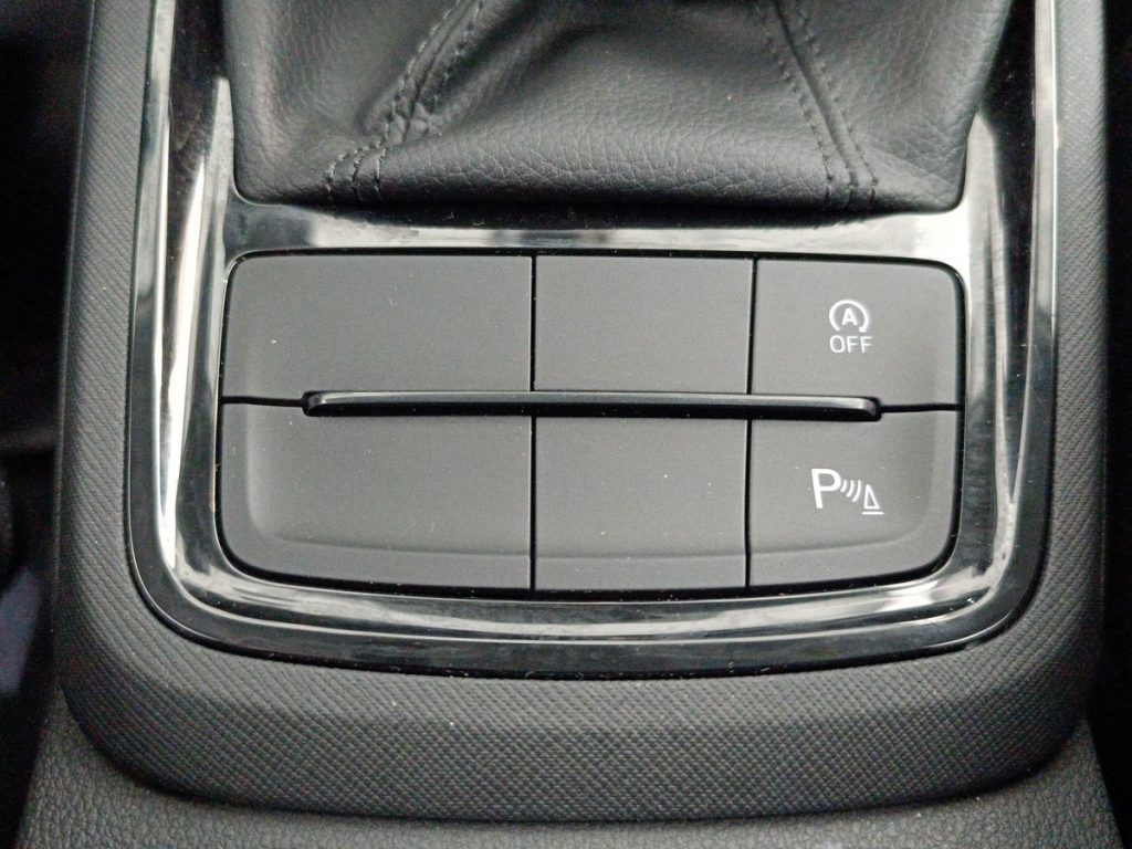 SKODA Kamiq 1.5 TSI ACT DSG 130 Edition - 23