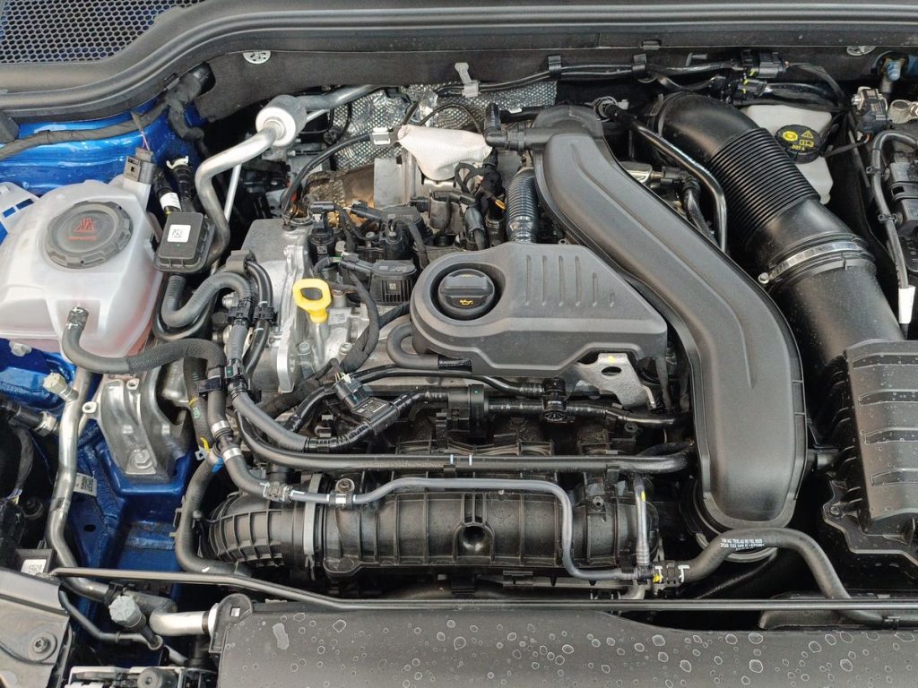 SKODA Kamiq 1.5 TSI ACT DSG 130 Edition - 24