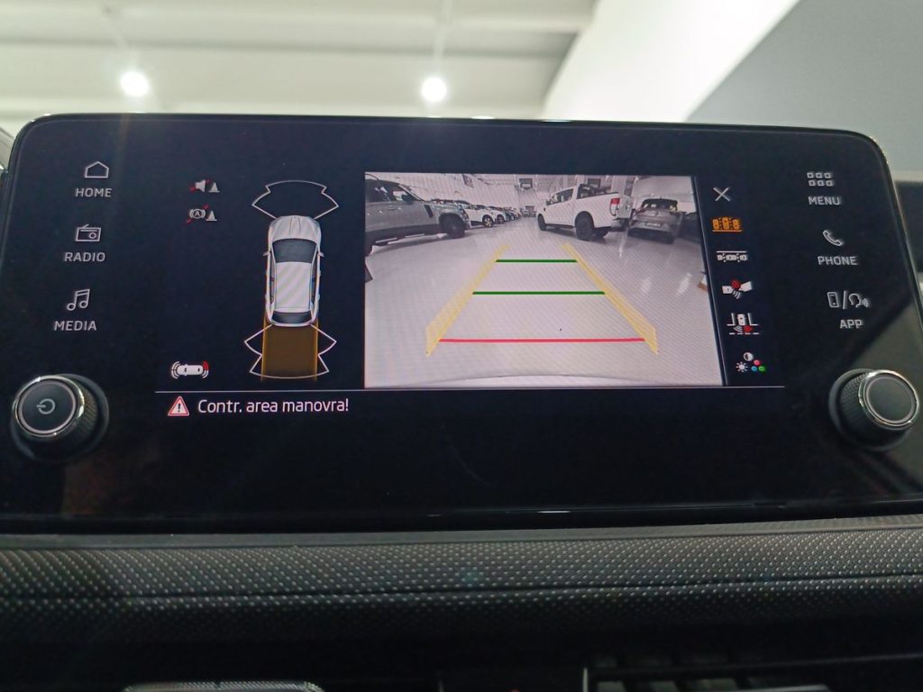 SKODA Fabia 1.0 MPI 80 CV 130 Edition - 17