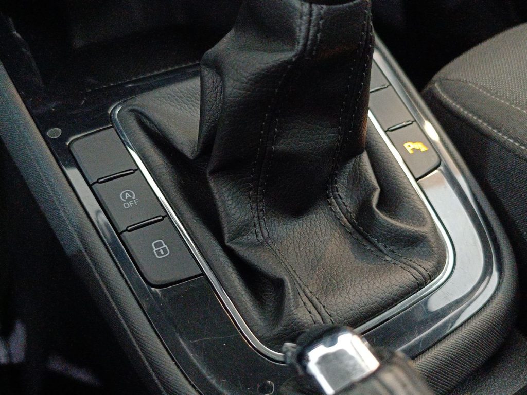 SKODA Fabia 1.0 MPI 80 CV 130 Edition - 22