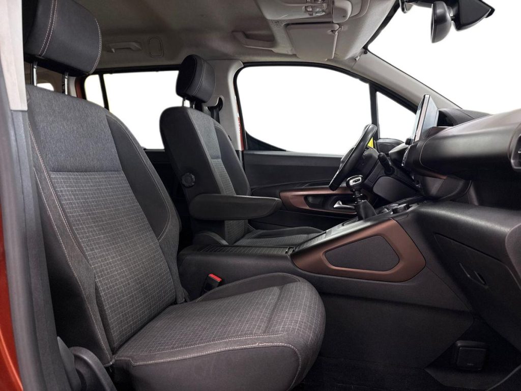 PEUGEOT Rifter BlueHDi 130 S&S GT Long 7 posti - 10