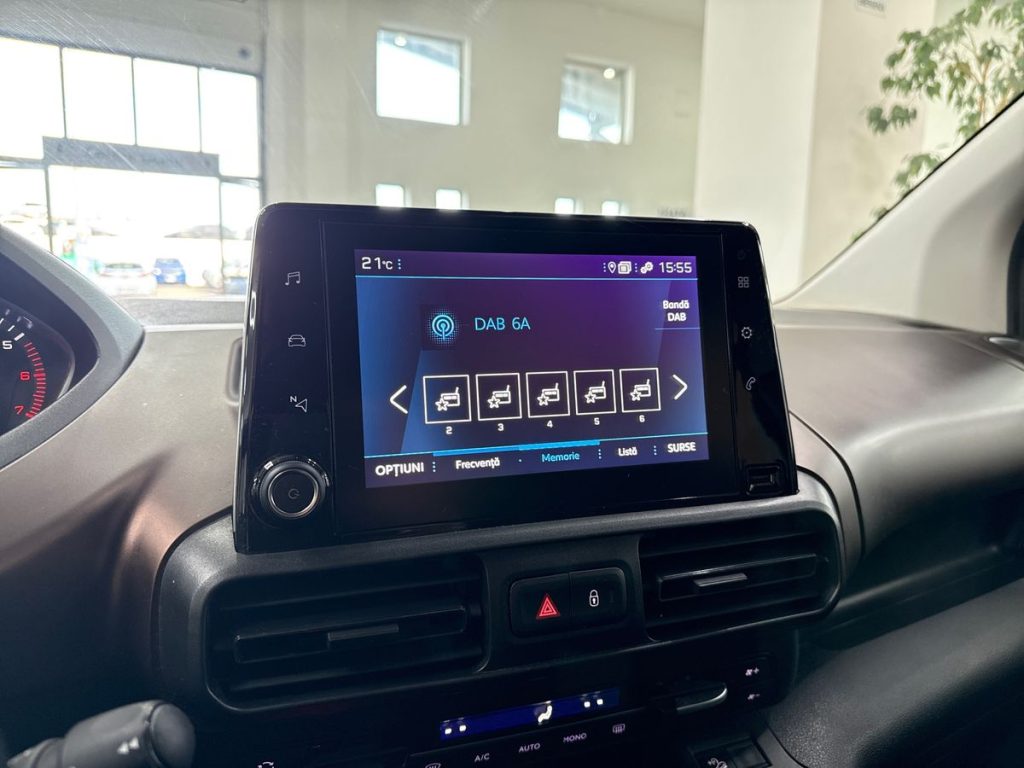 PEUGEOT Rifter BlueHDi 130 S&S GT Long 7 posti - 15