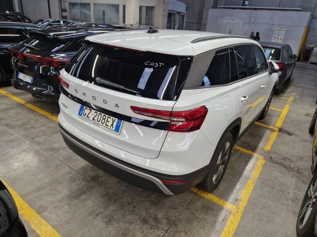 SKODA Kodiaq 2.0 TDI DSG 7 posti Executive - 3