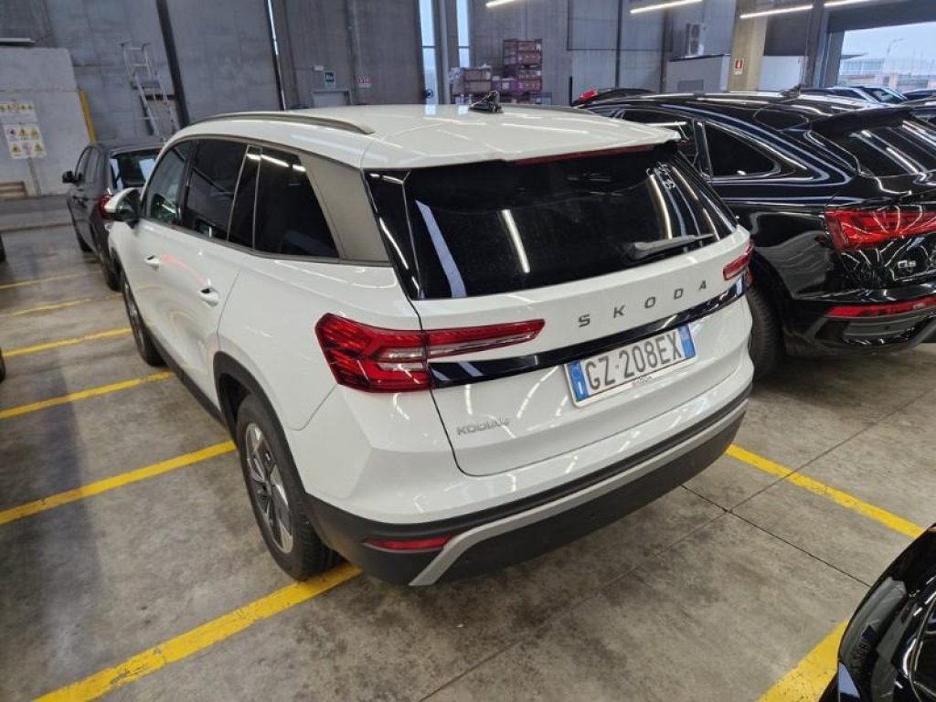 SKODA Kodiaq 2.0 TDI DSG 7 posti Executive - 4
