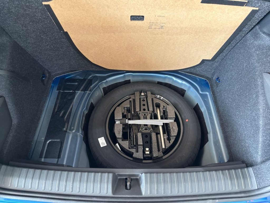 SKODA Kamiq 1.0 TSI 115 CV DSG Black Dots - 13