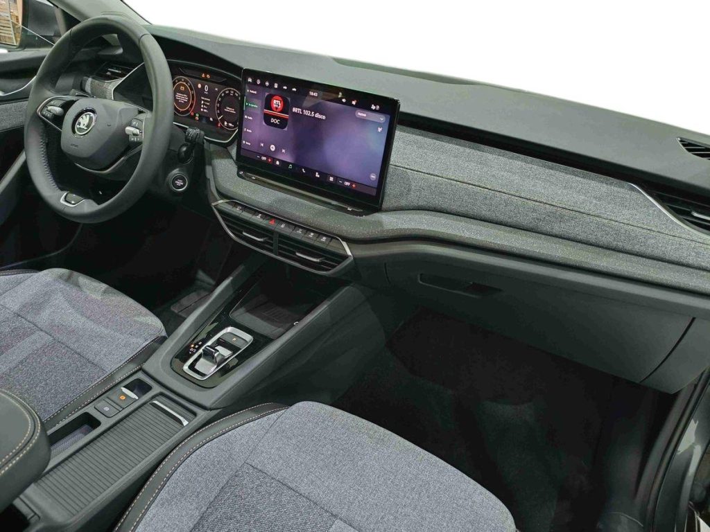 SKODA Octavia 1.5 TSI ACT Hybrid 115 CV DSG Wagon Style - 9