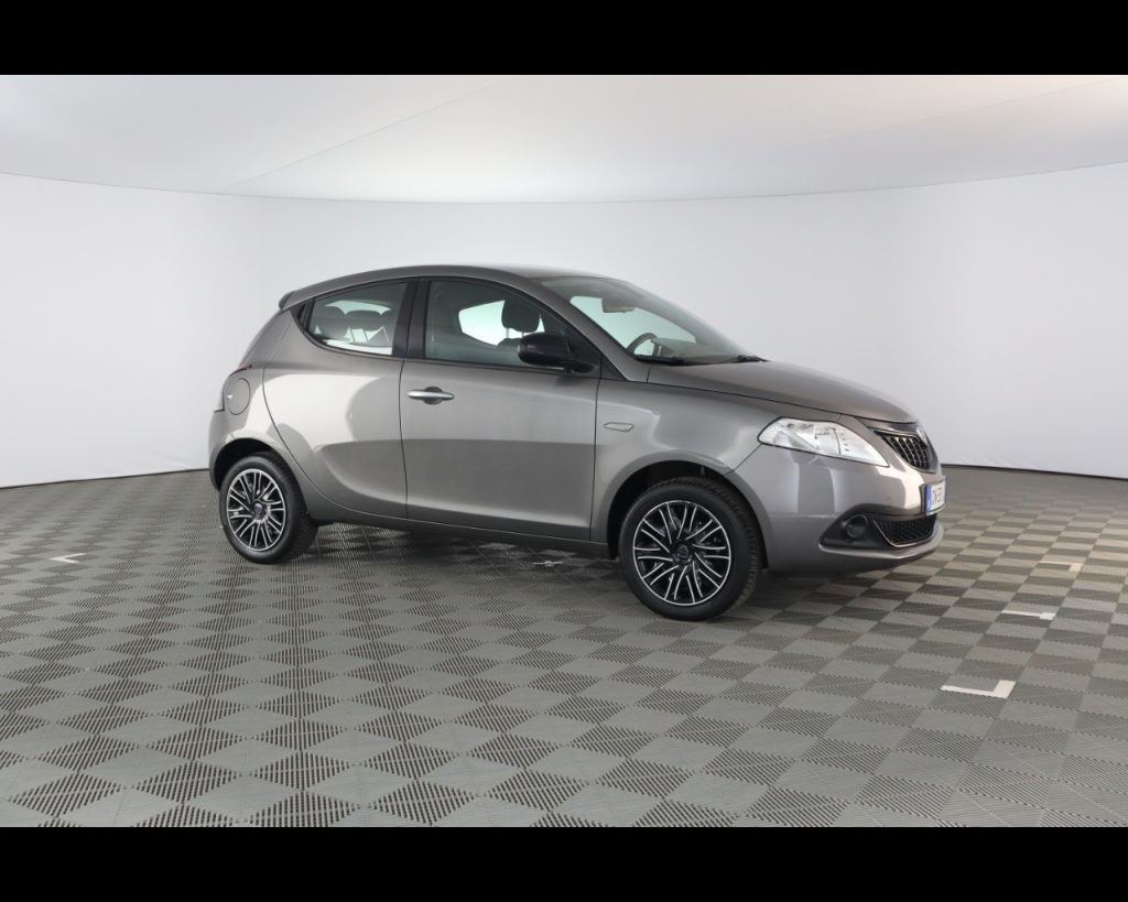LANCIA Ypsilon III 2021 -  1.0 firefly hybrid Silver Plus s&s 70 - 5